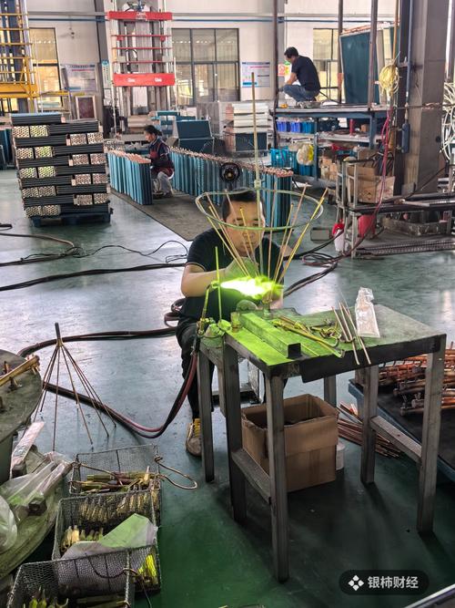 汇聚蒸发器、表冷器、盘管等高效管源头生产力，赋能传统建筑加工新升级